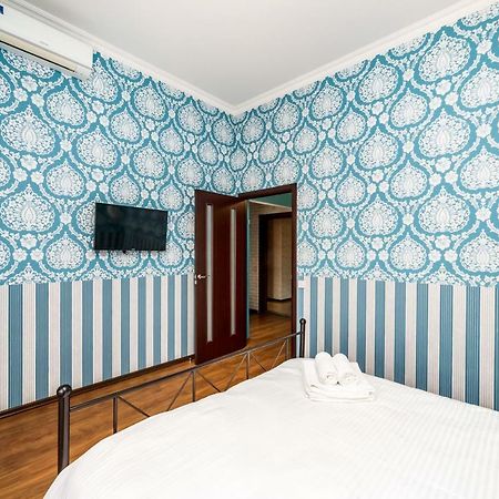 Stylish Apartment With A Balcony Overlooking The Park Oděsa Exteriér fotografie