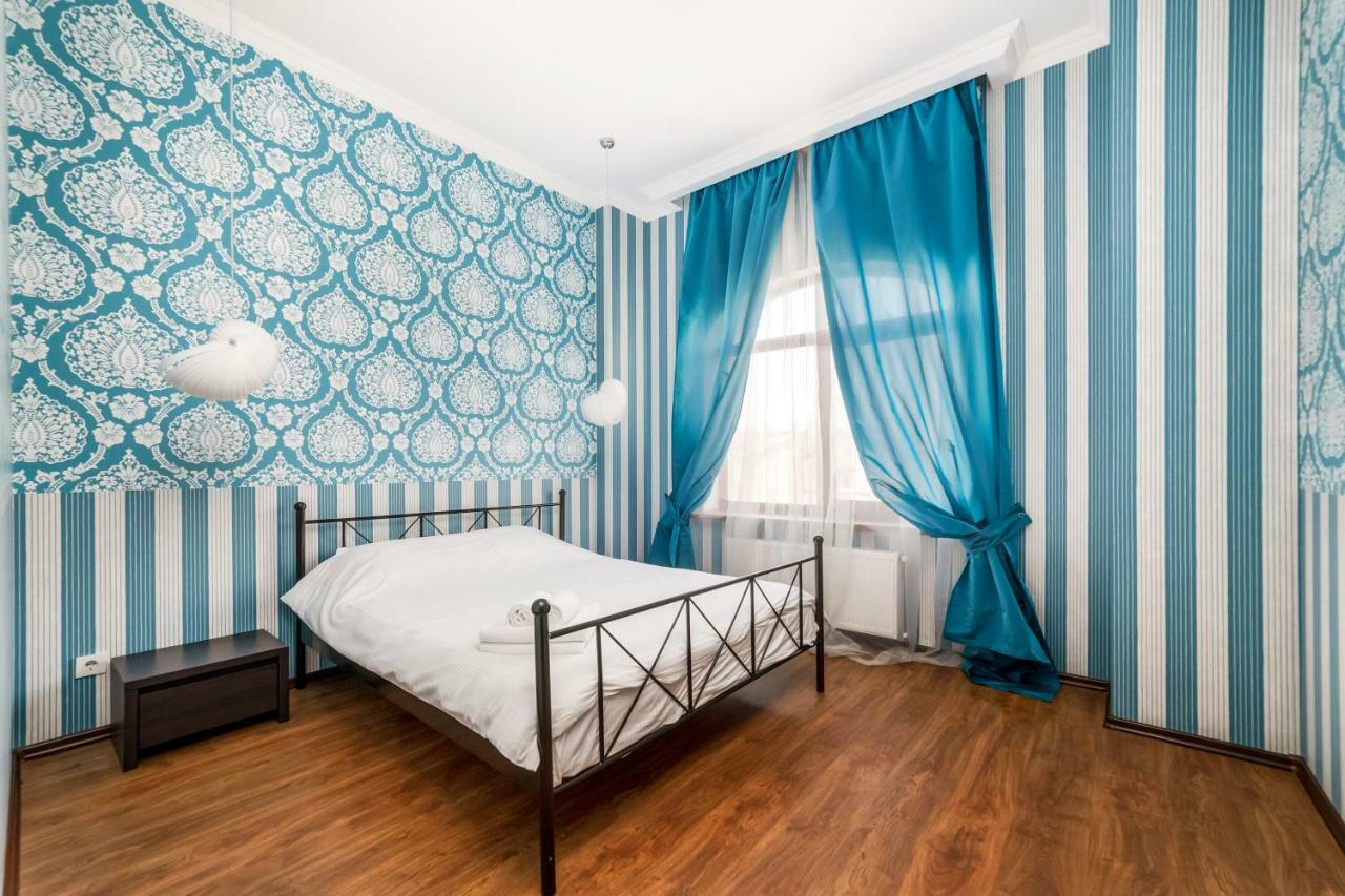 Stylish Apartment With A Balcony Overlooking The Park Oděsa Exteriér fotografie